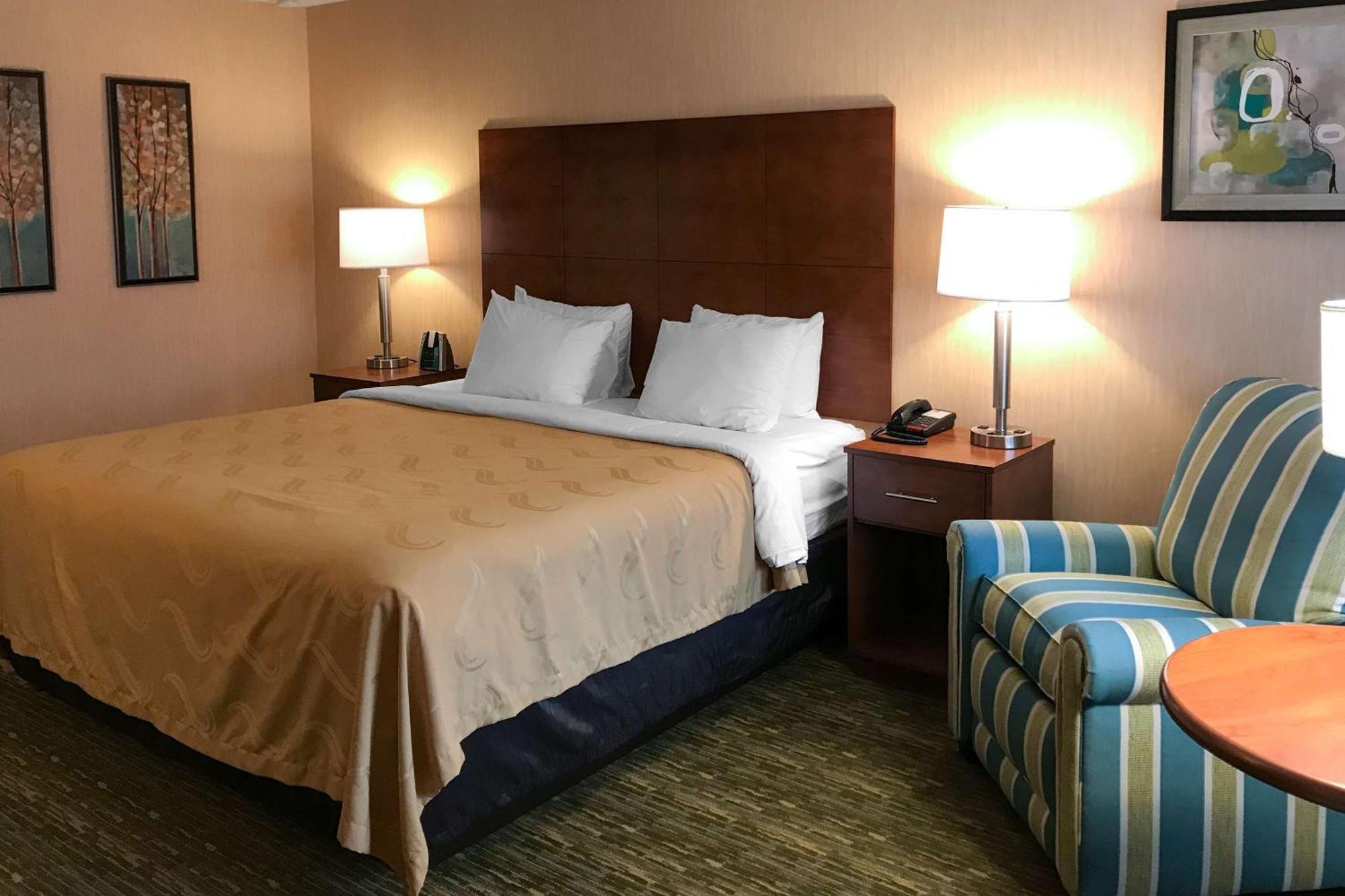 Quality Inn Bedford Exterior photo