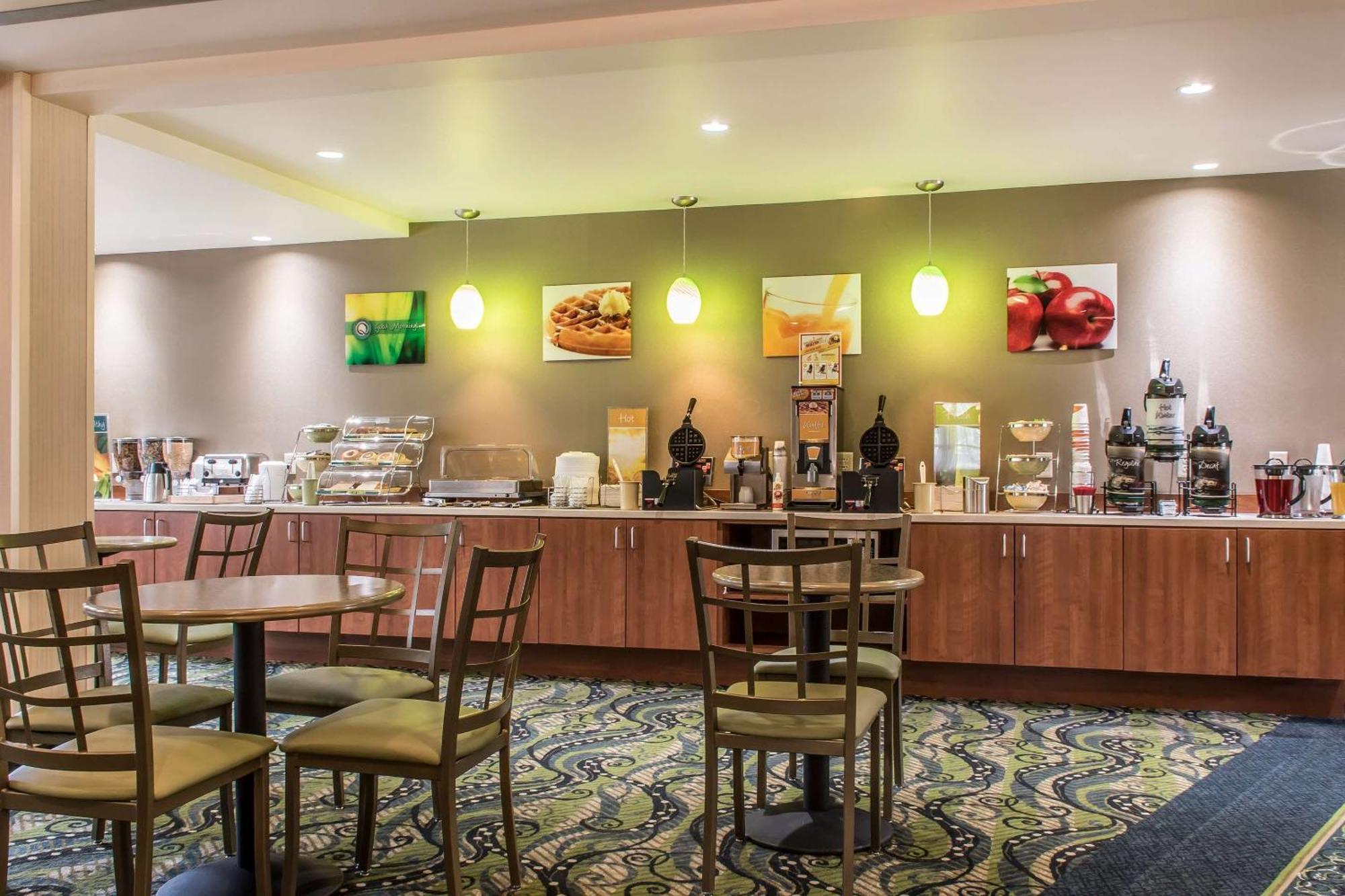 Quality Inn Bedford Exterior photo