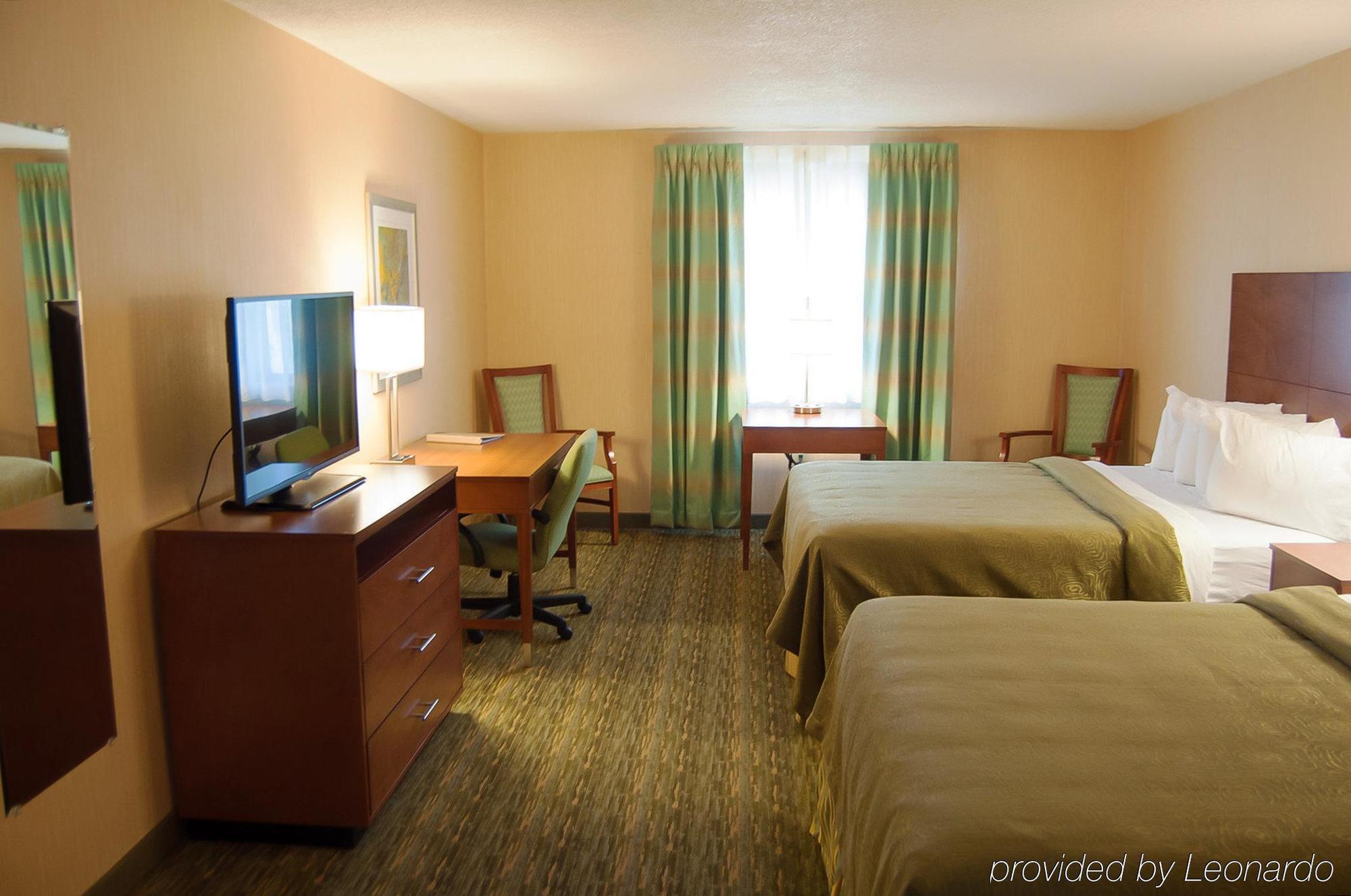 Quality Inn Bedford Exterior photo