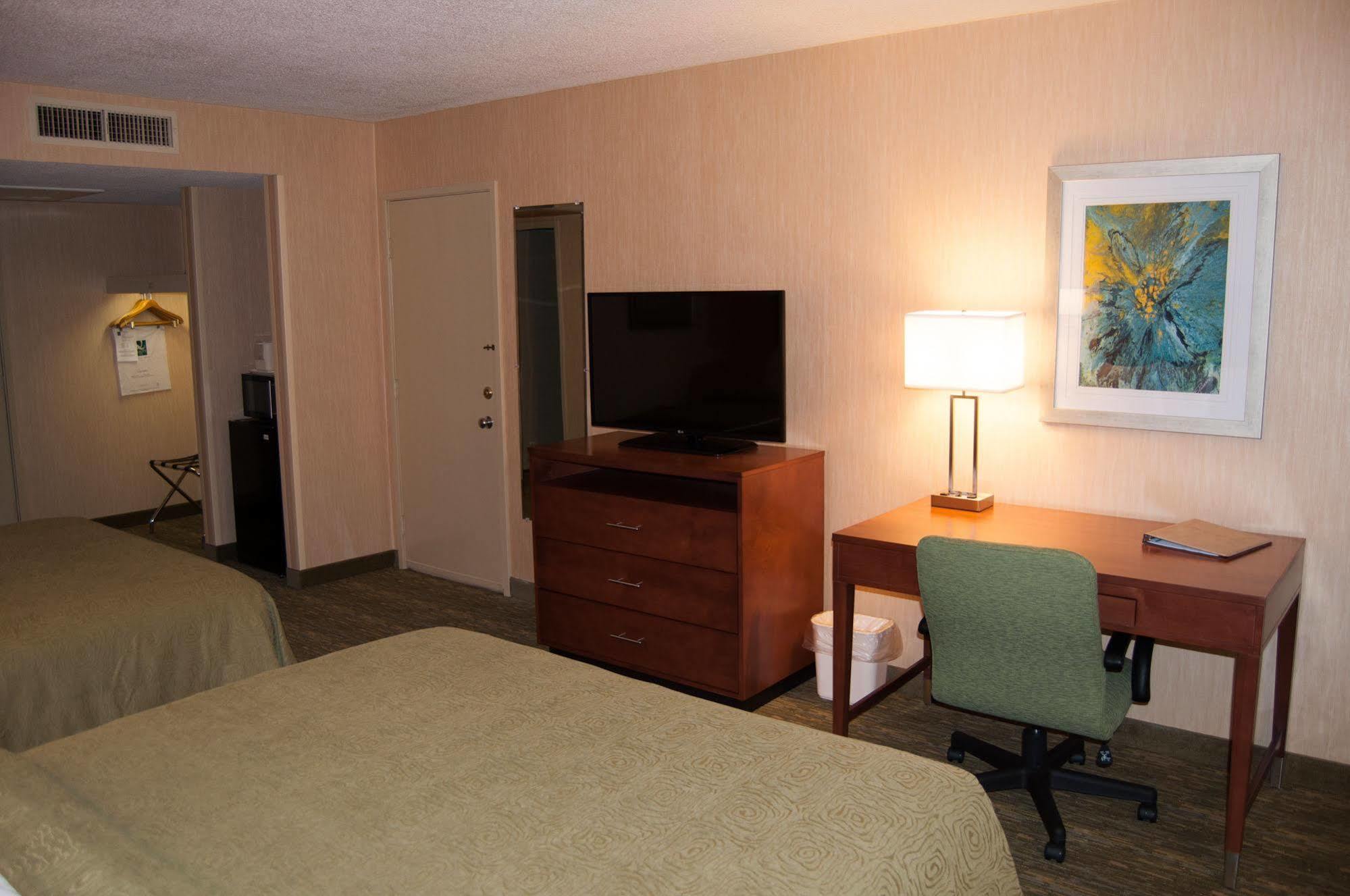 Quality Inn Bedford Exterior photo